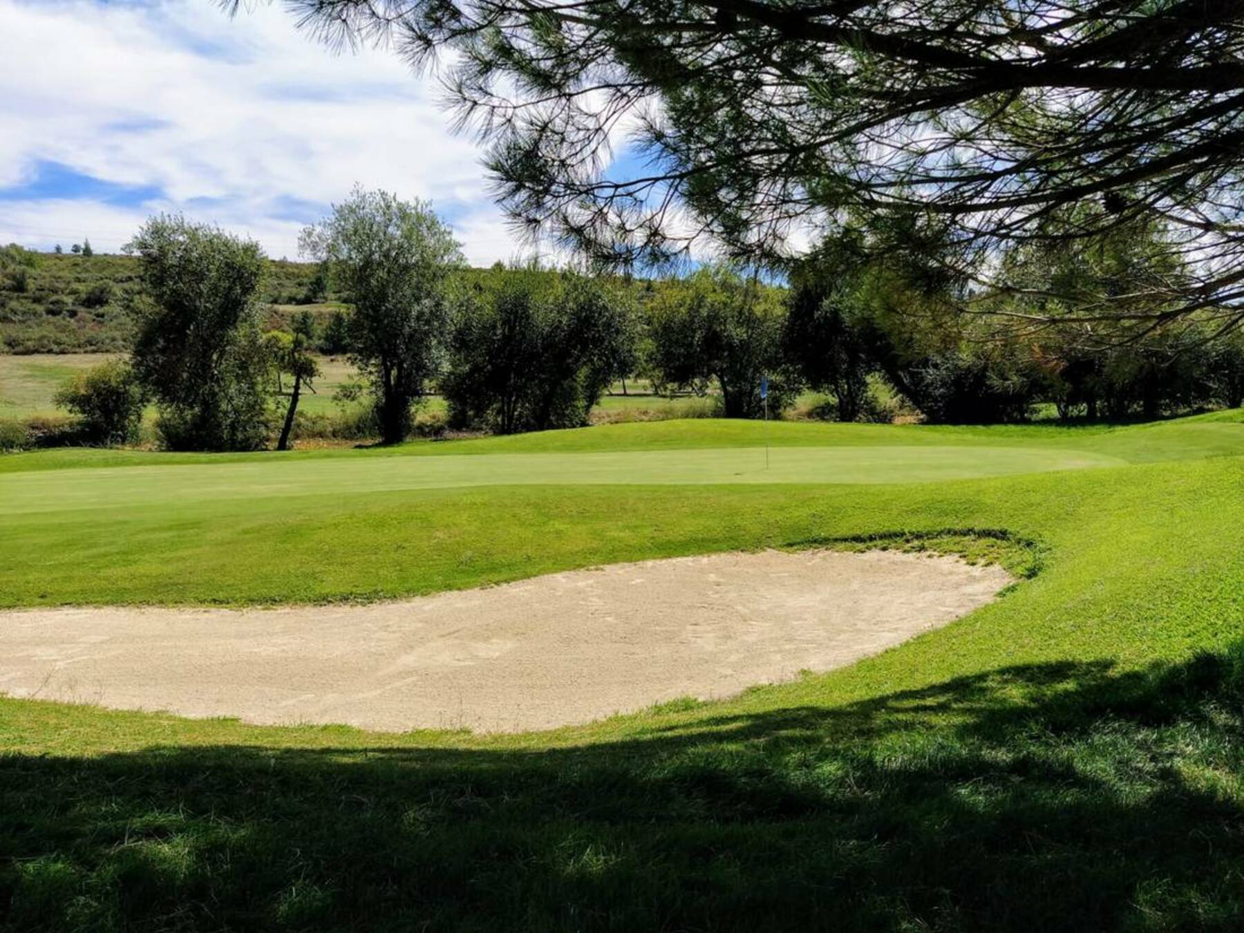    GOLF BIERZO - CASA CLUB
