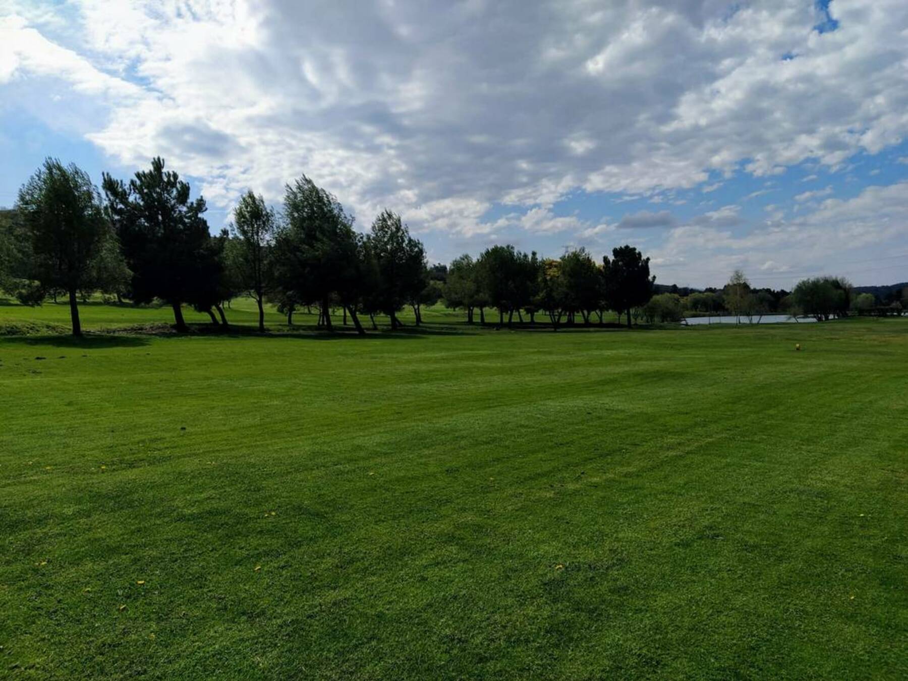     GOLF BIERZO - CASA CLUB