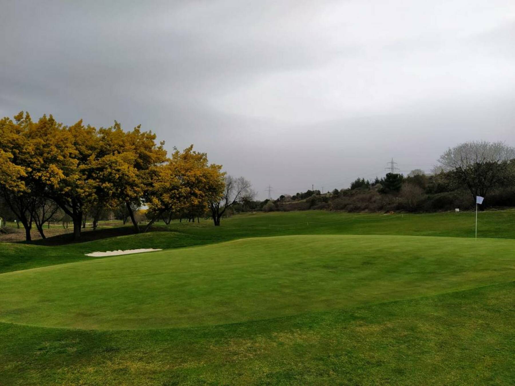     GOLF BIERZO - CASA CLUB