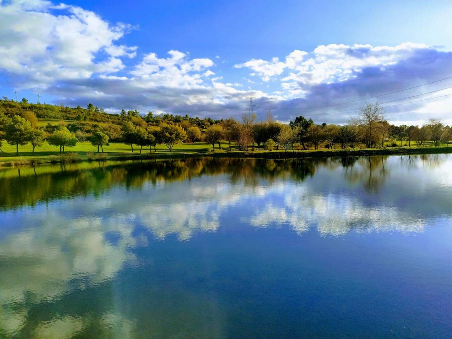     GOLF BIERZO - CASA CLUB